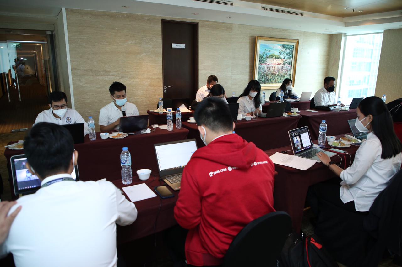 20210329 Peluncuran dan Bimtek Aplikasi Mobile Pengelola SP4N LAPOR 5