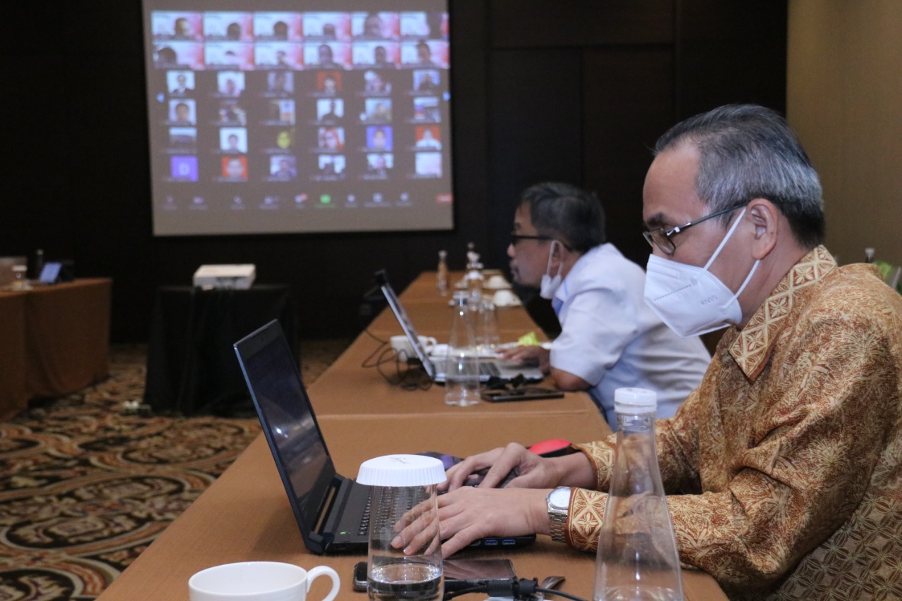 20210401 Focus Group Discussion FGD Pelaksanaan Bimbingan Teknis Asesor Pemantauan dan Evaluasi SPBE Tahun 2021 Hari Ke 2 11