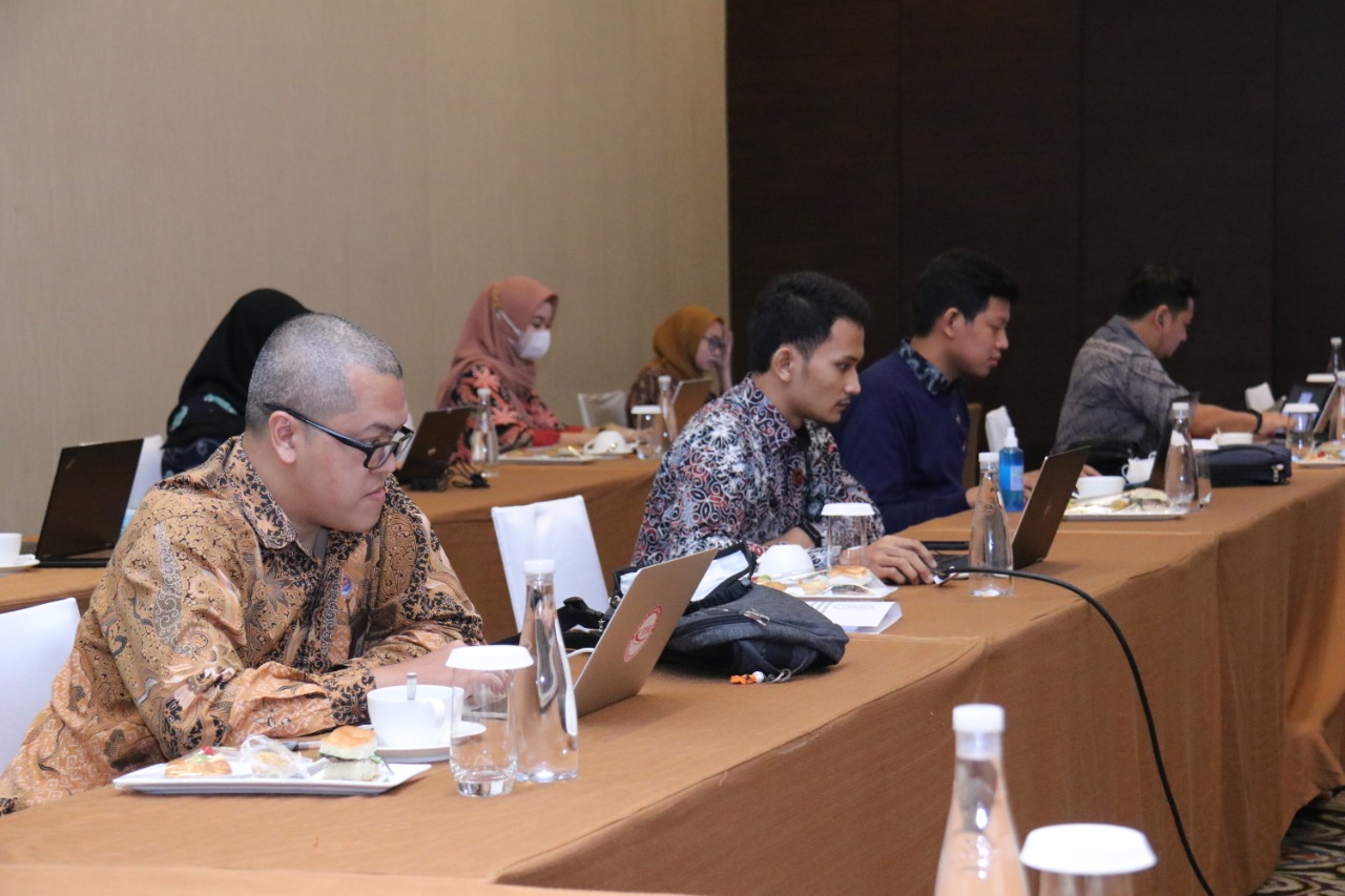 20210401 Focus Group Discussion FGD Pelaksanaan Bimbingan Teknis Asesor Pemantauan dan Evaluasi SPBE Tahun 2021 Hari Ke 2 11