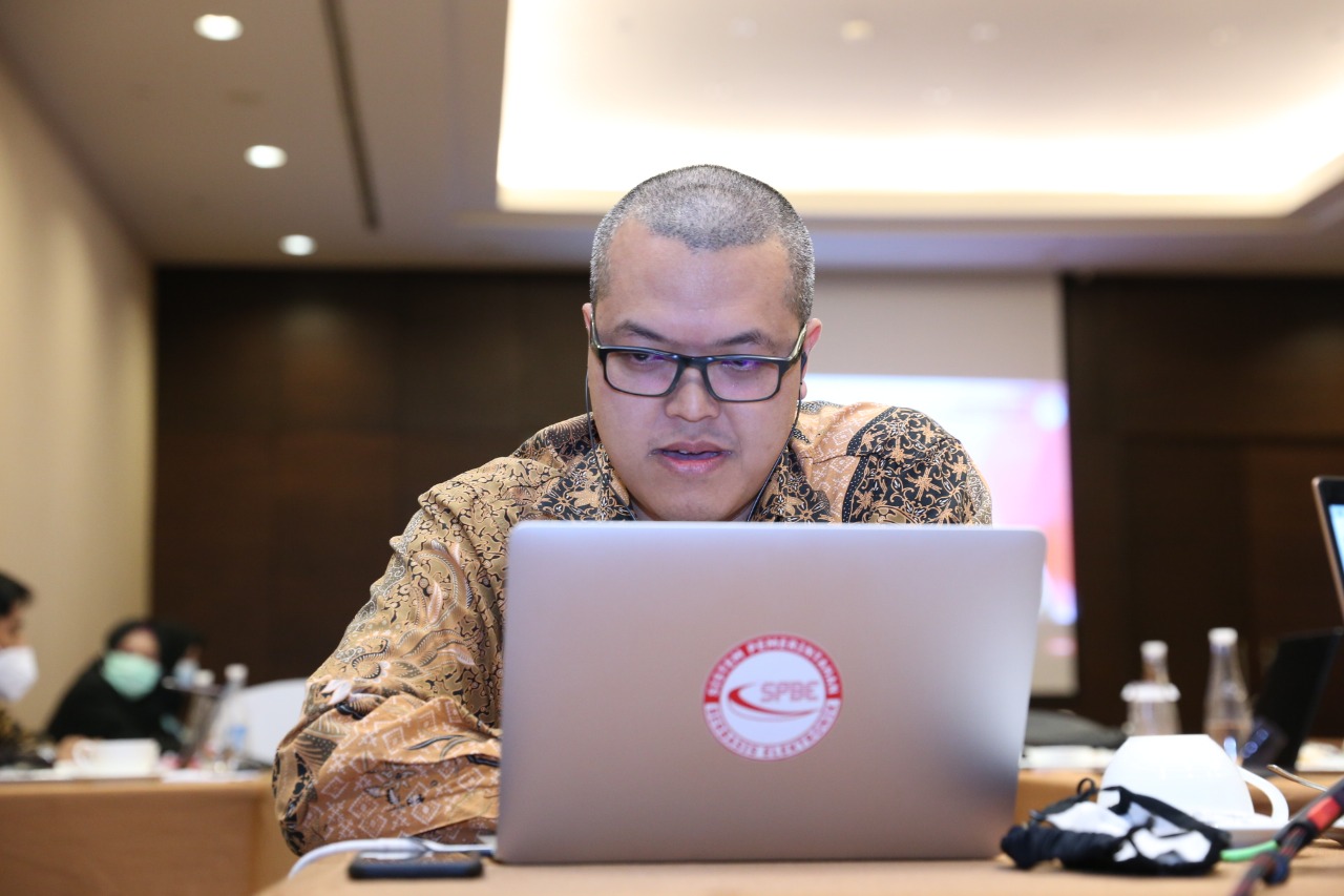 20210401 Focus Group Discussion FGD Pelaksanaan Bimbingan Teknis Asesor Pemantauan dan Evaluasi SPBE Tahun 2021 Hari Ke 2 11