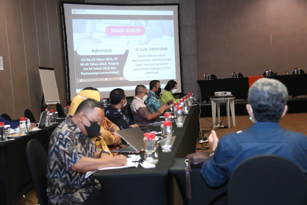 20210611 Rapat Penyusunan Kategorisasi Sektor Layanan Strategis Pelayanan Publik MPP Kabupaten Purwakarta 10
