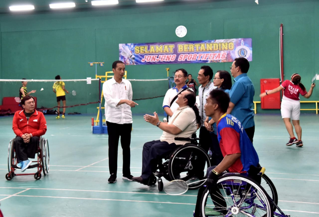 2080917 tinjau paragames