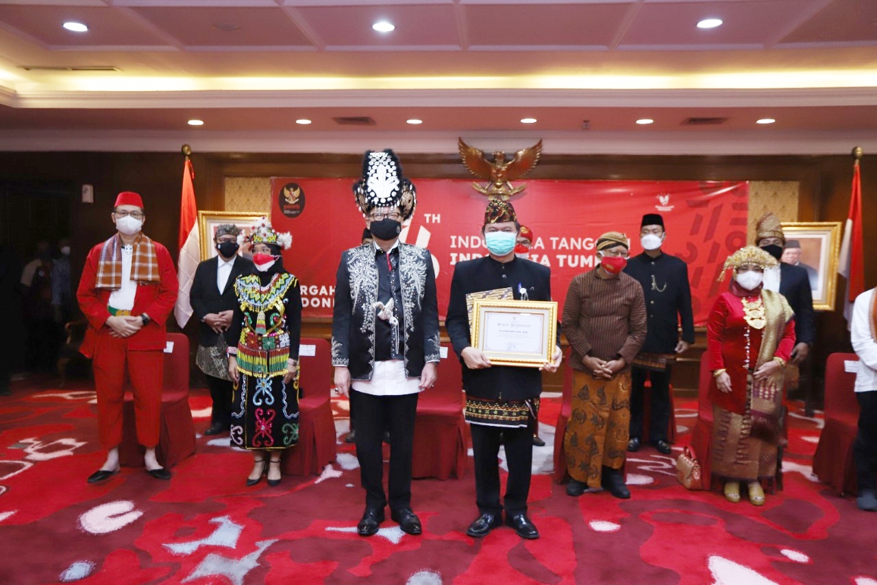 20210817 Penyerahan Tanda Kehormatan Satyalancana Karya Satya 5