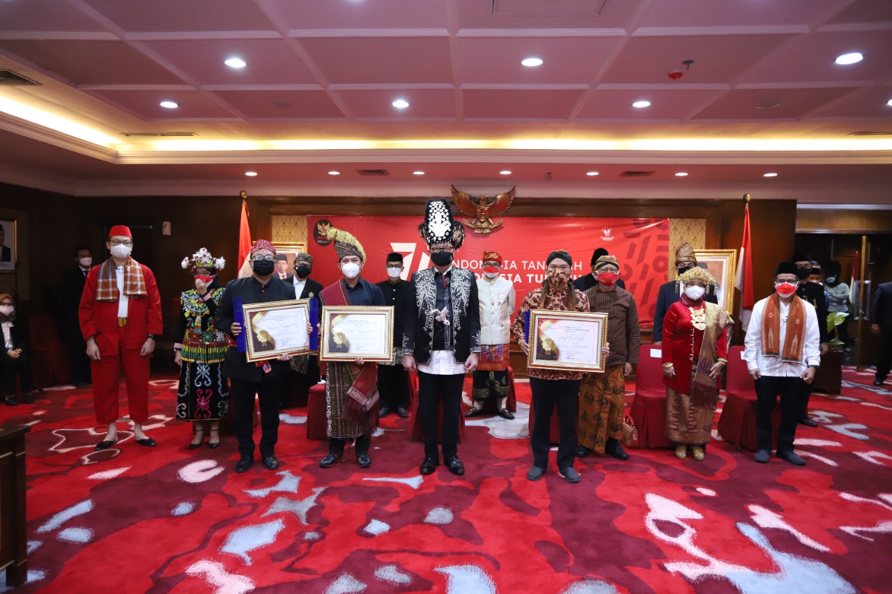 20210817 Penyerahan Tanda Kehormatan Satyalancana Karya Satya 7
