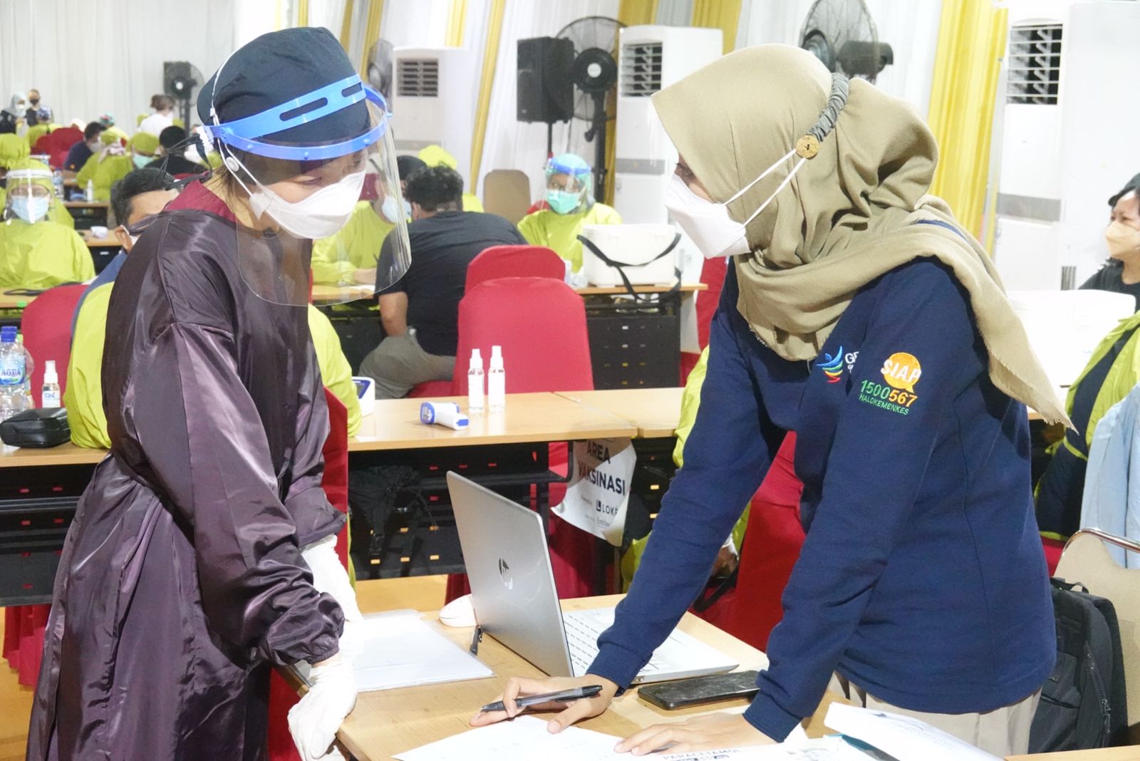 20210902 Meninjau Layanan di Sentra Vaksinasi BBPK 1