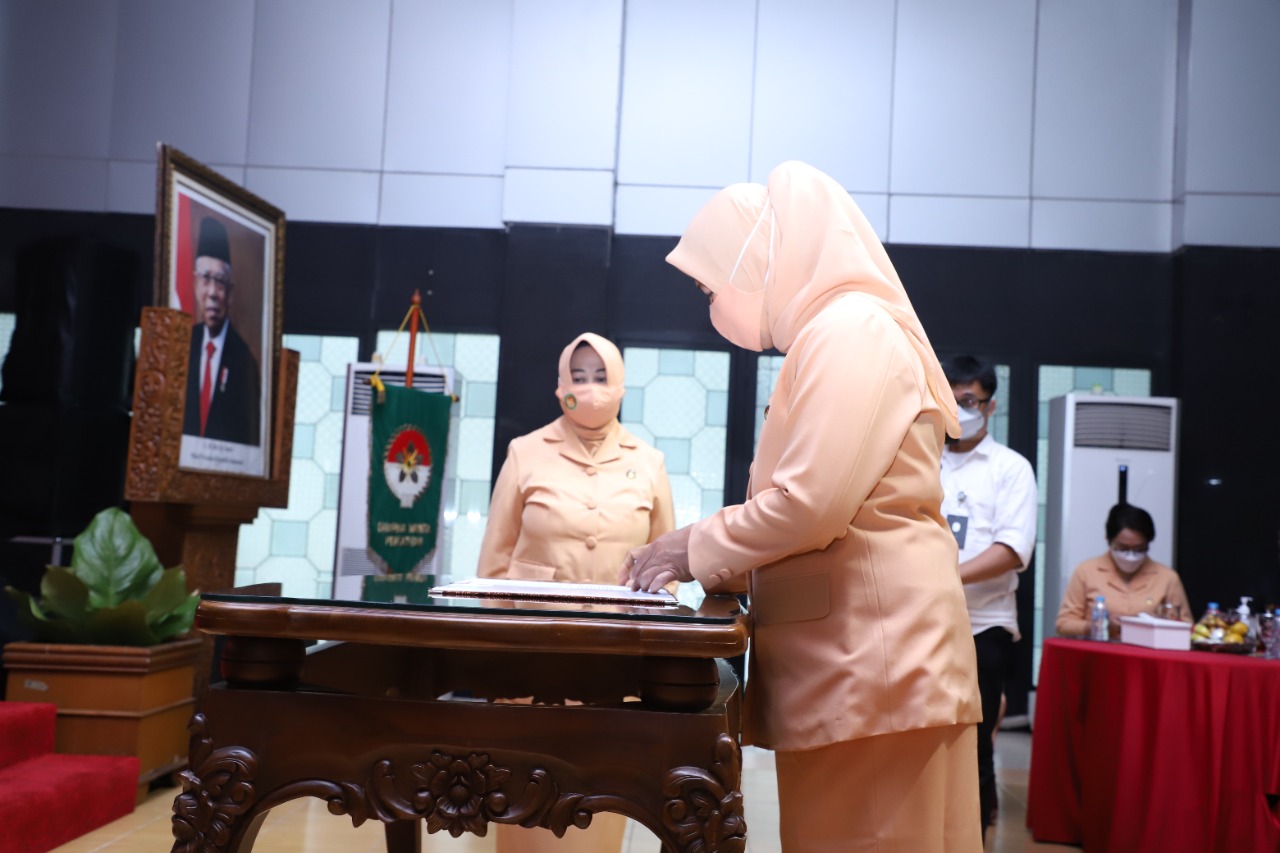 20211228 Sertijab Ketua Antar Waktu DWP Kementerian PANRB Masa Bakti 2019 2021 1