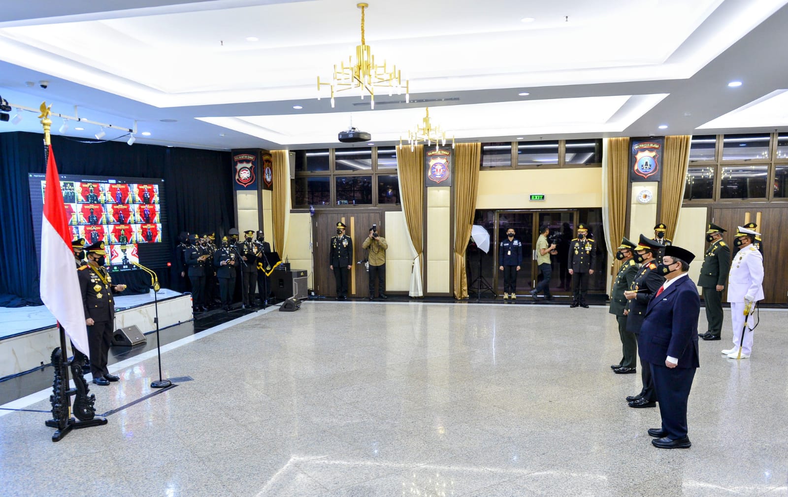 20211229 Penganugerahan Tanda Kehormatan Bintang Bhayangkara Pratama 8