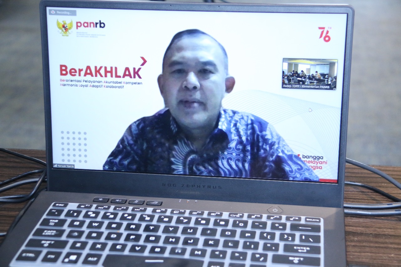 20220114 Monitoring dan Evaluasi Aplikasi SP4N LAPOR 2