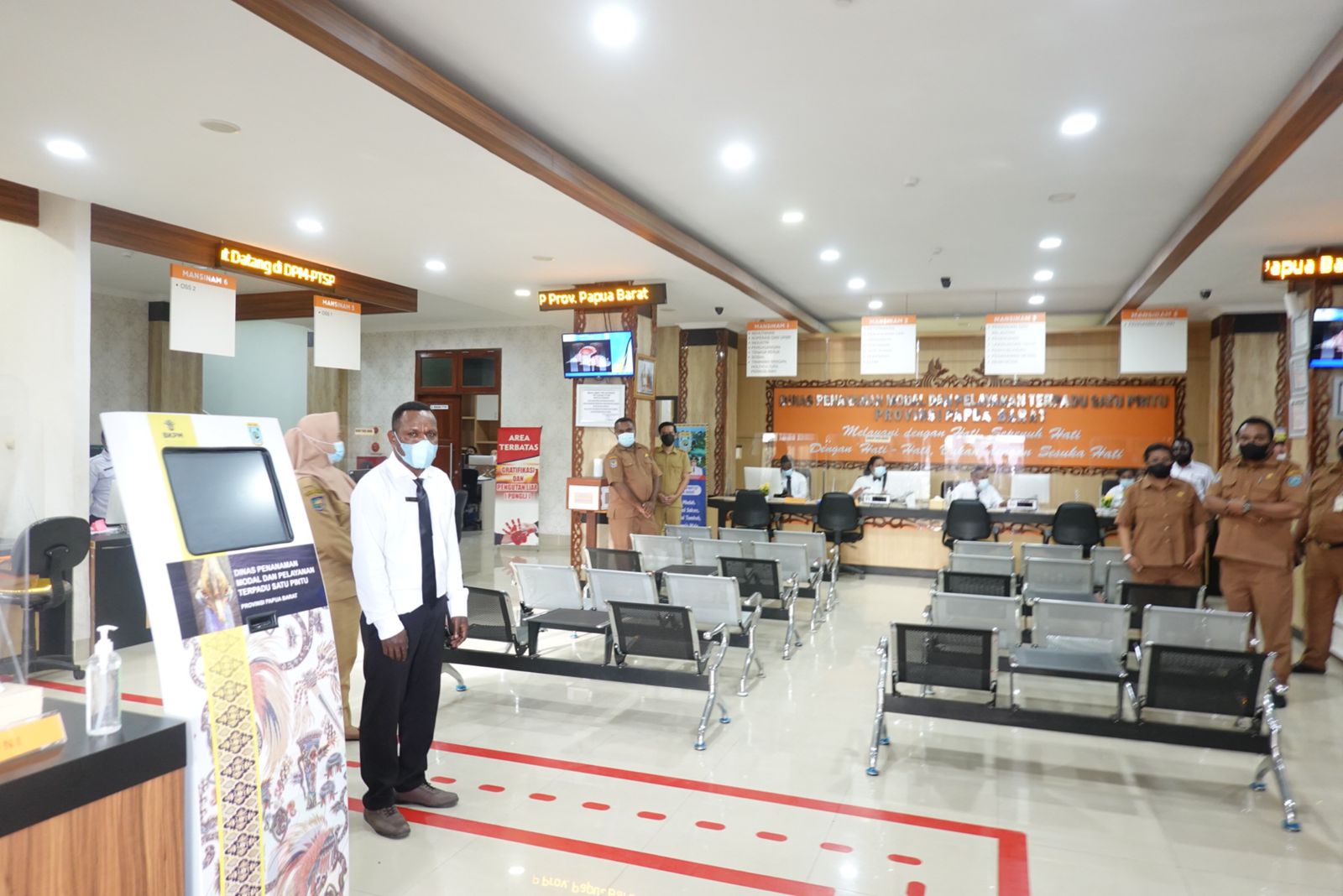 20220330 Penyerahan Penghargaan Pelayanan Publik Provinsi Papua Barat 14