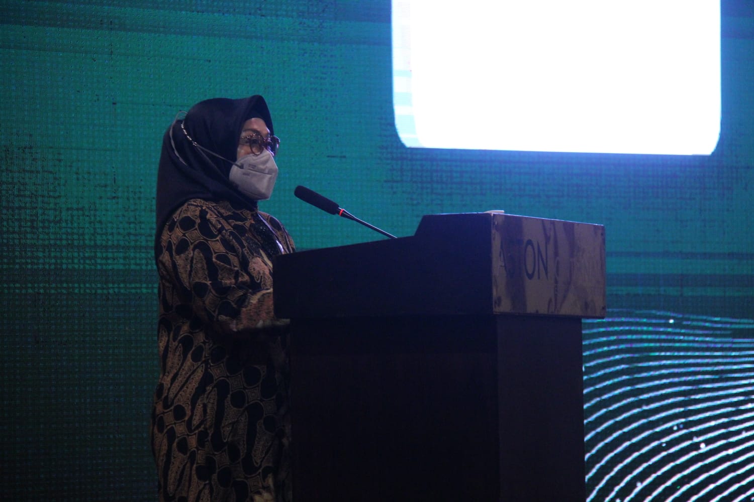 20220331 Deklarasi ASN BerAKHLAK dan Penyerahan Hasil Evaluasi Pelayanan Publik Pemerintah Provinsi Kalimantan Barat 13