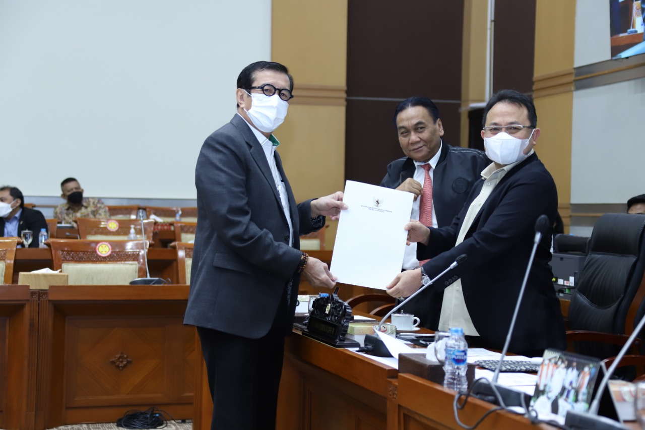 20220331 Rapat Kerja dengan Komisi IIII DPR RI 1