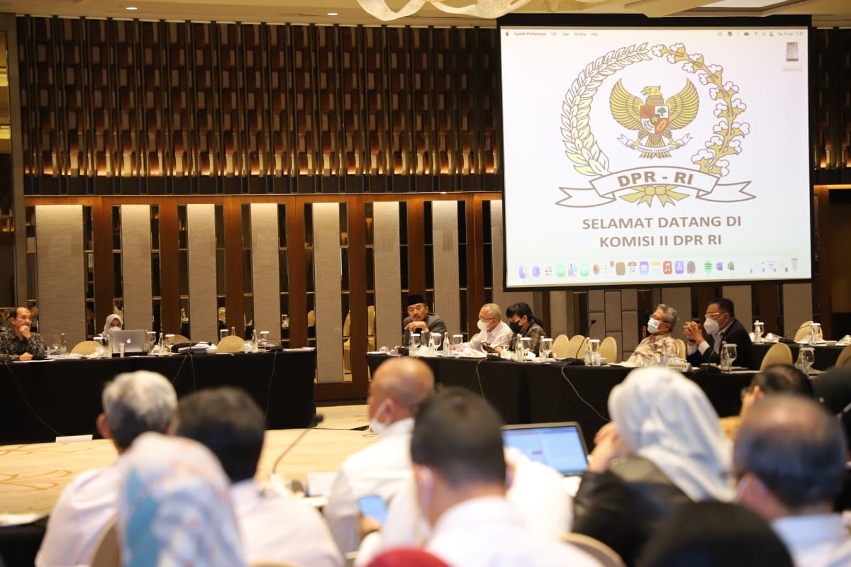 20220614 RDP dengan Komisi II DPR RI 9
