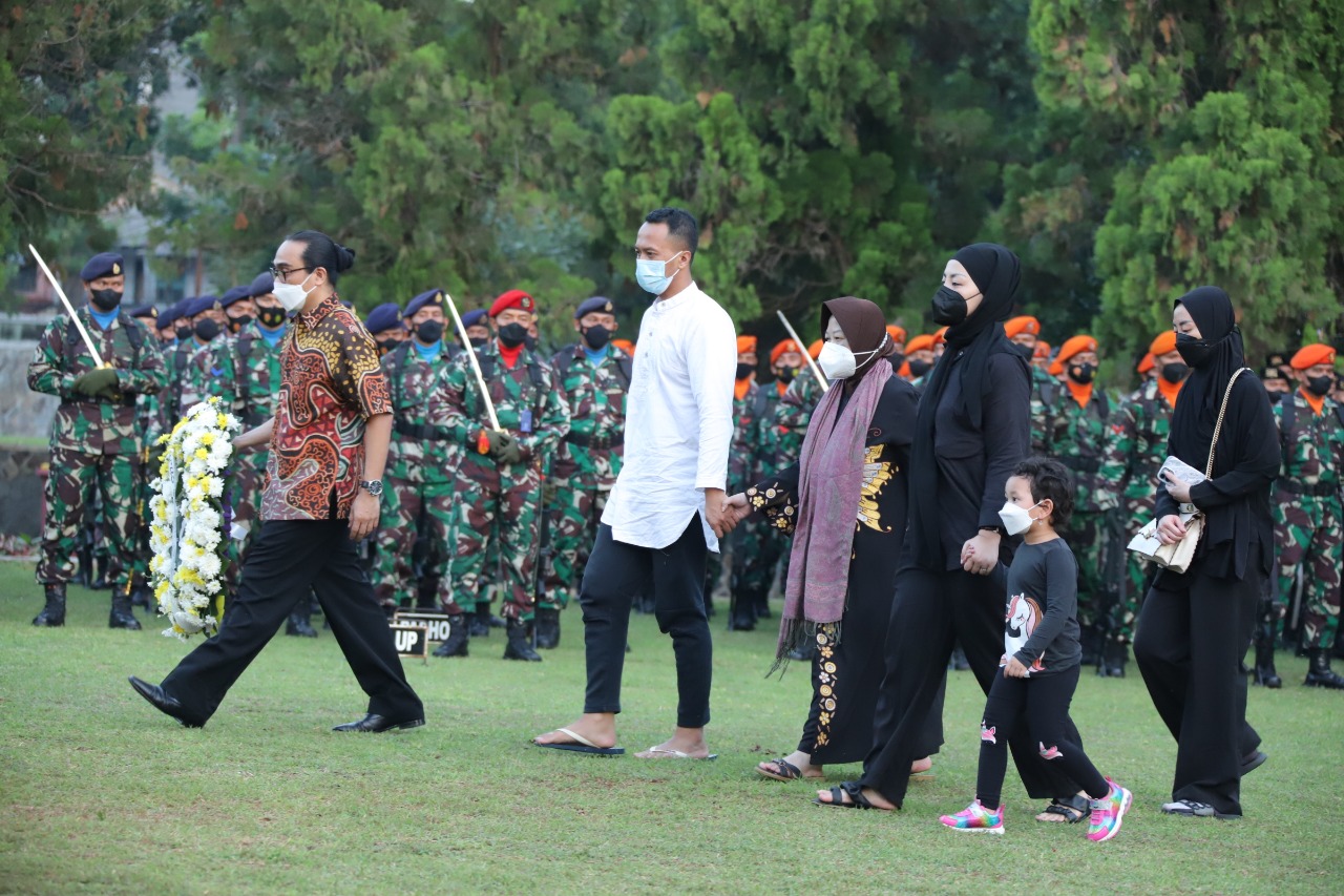20220701 Prosesi Pemakaman Menteri PANRB Tjahjo Kumolo 42
