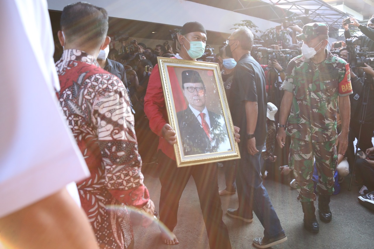 20220701 Prosesi Pemakaman Menteri PANRB Tjahjo Kumolo 10