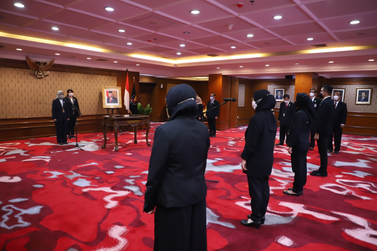 20220714 SESMEN Pelantikan Pejabat Fungsional Analis Hukum 9