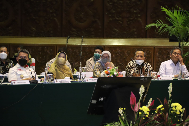 20220728 MENKOPOLHUKAM SESMEN Rkorsus Penanggulangan Kebakaran Hutan dan Lahan 1