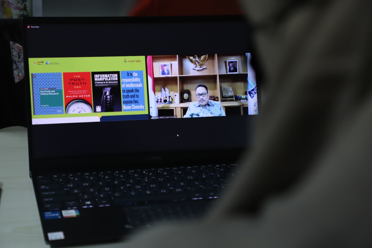 20220804 Webinar kearsipan 6