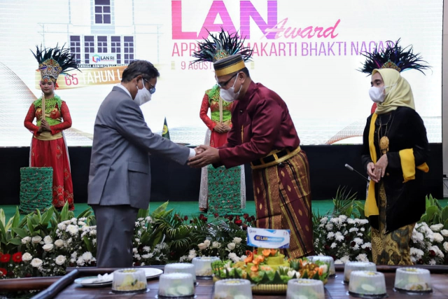 20220809 PLT MENPAN Menghadiri HUT LAN Ke 65 8