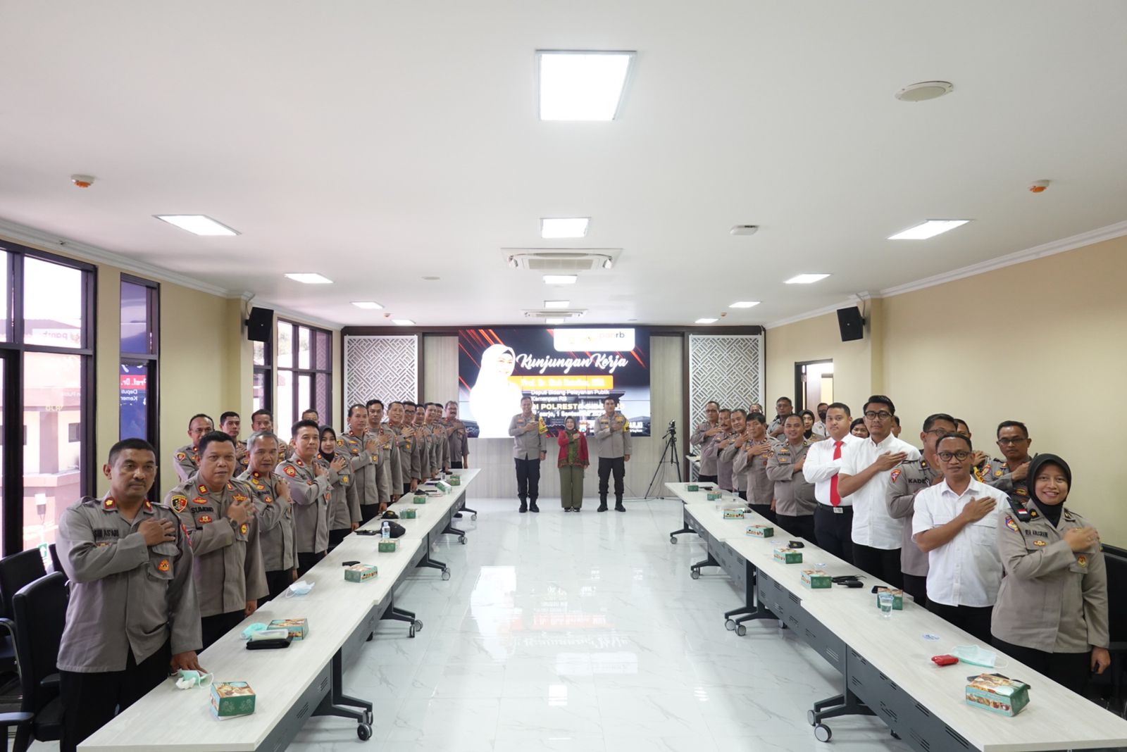 20220901 Peninjauan Mall Mini Pelayanan Polri Polresta Sidoarjo 12