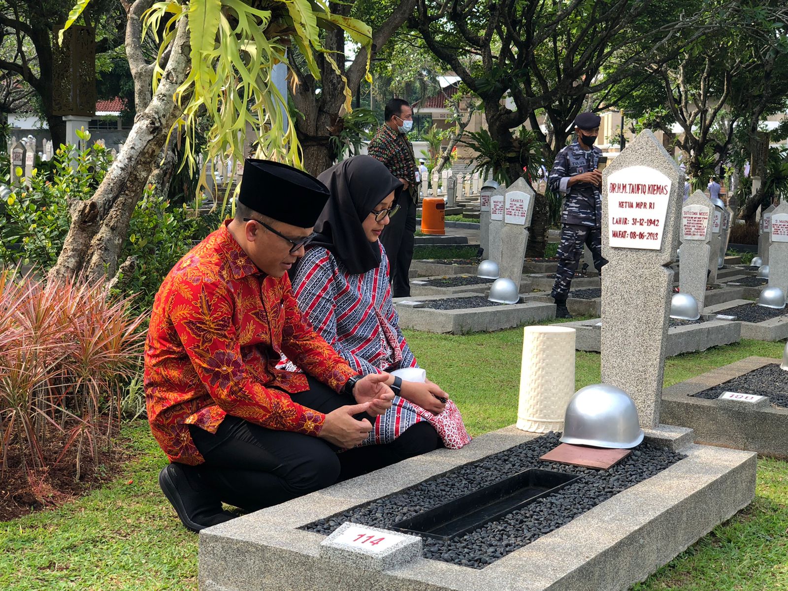 20220909 Ziarah Makam dan Silahturahmi ke Keluarga Alm. Tjahjo Kumolo 1