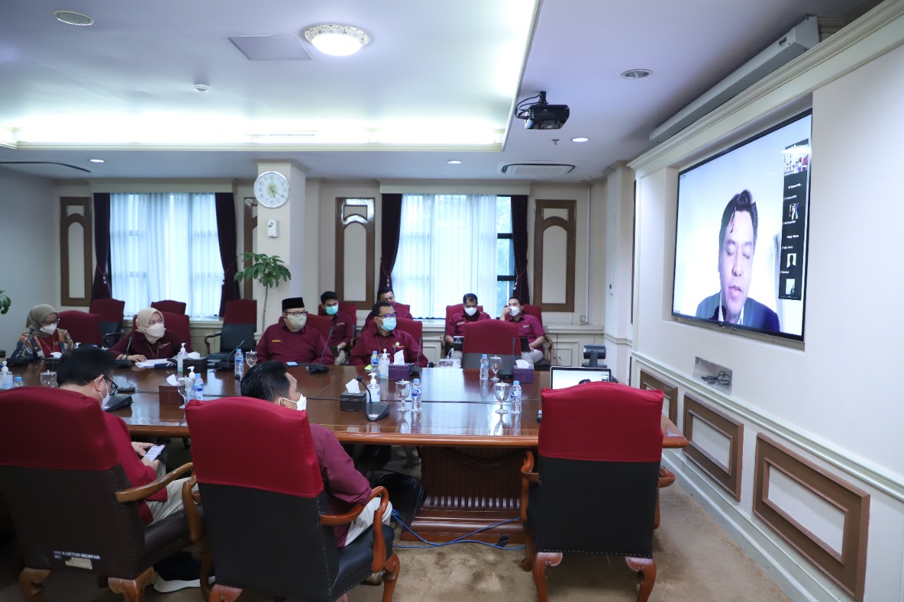 20220914 MENTERI SESMEN DEPUTI Rapat terkait imigrasi 6