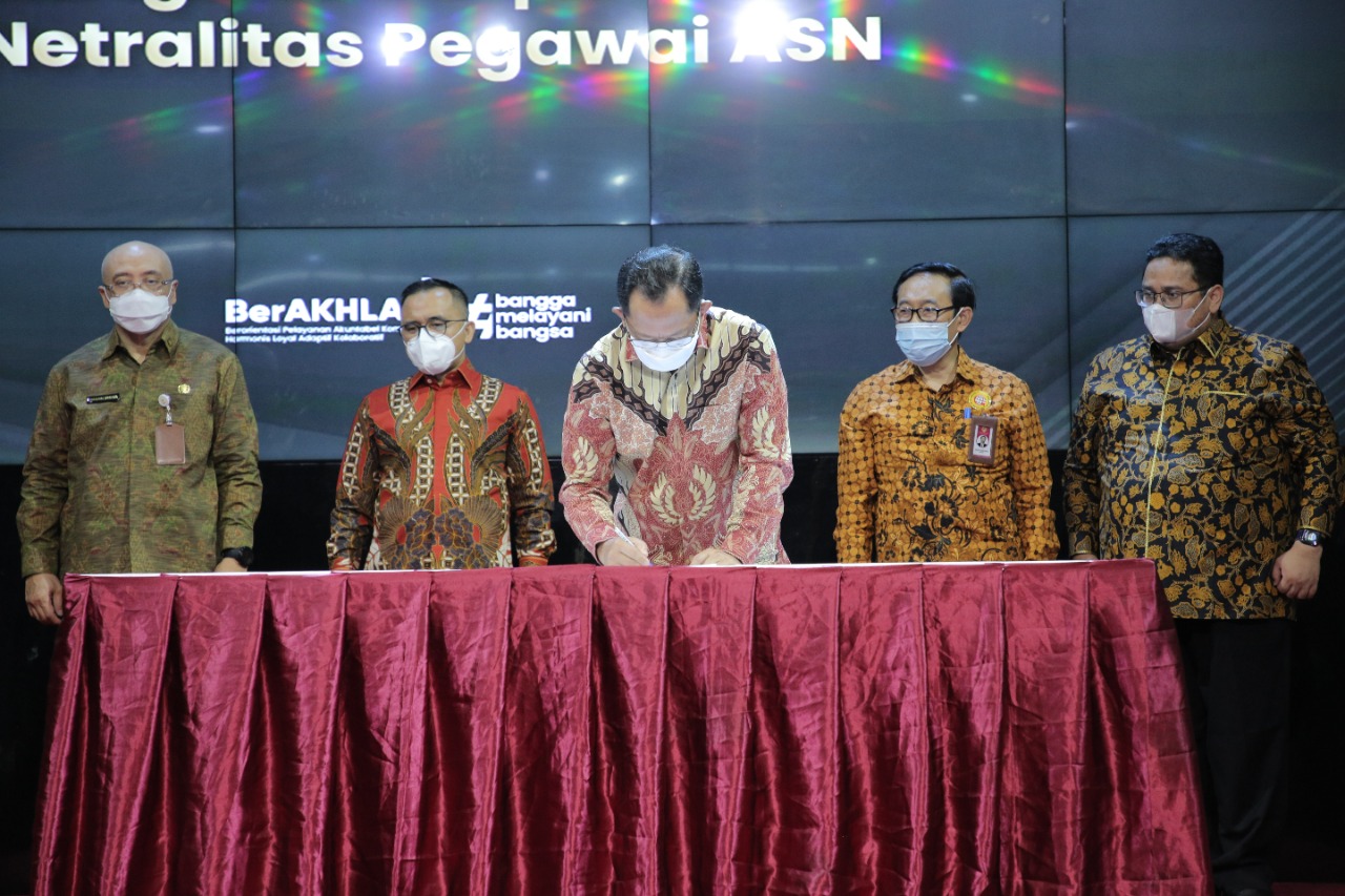 20220922 MENTERI Penandatanganan Kesepakatan Bersama Netralitas ASN 34