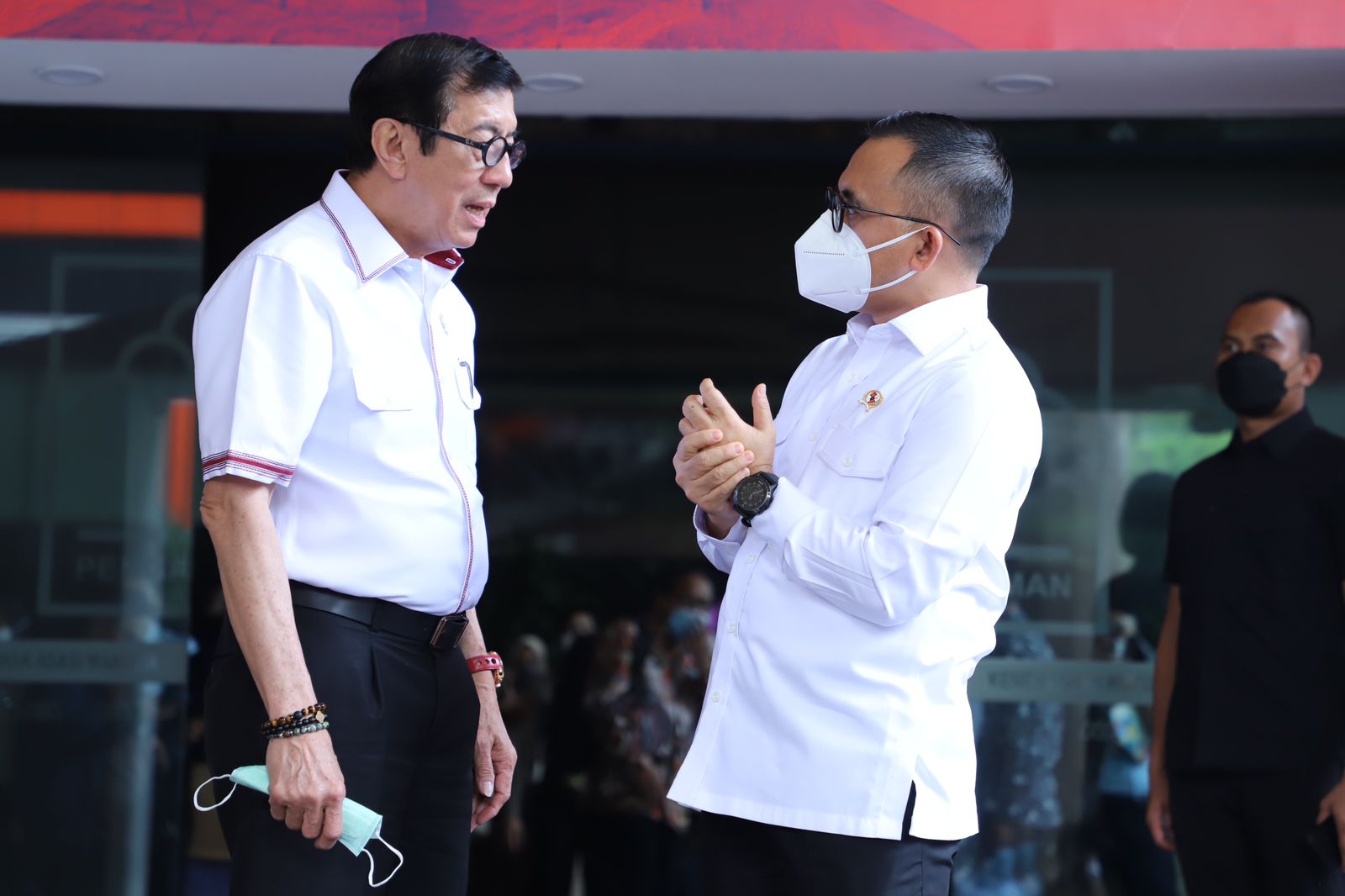 20220927 Rapat Bersama Menkumham Menteri Keuangan dan Ketua KPK 2