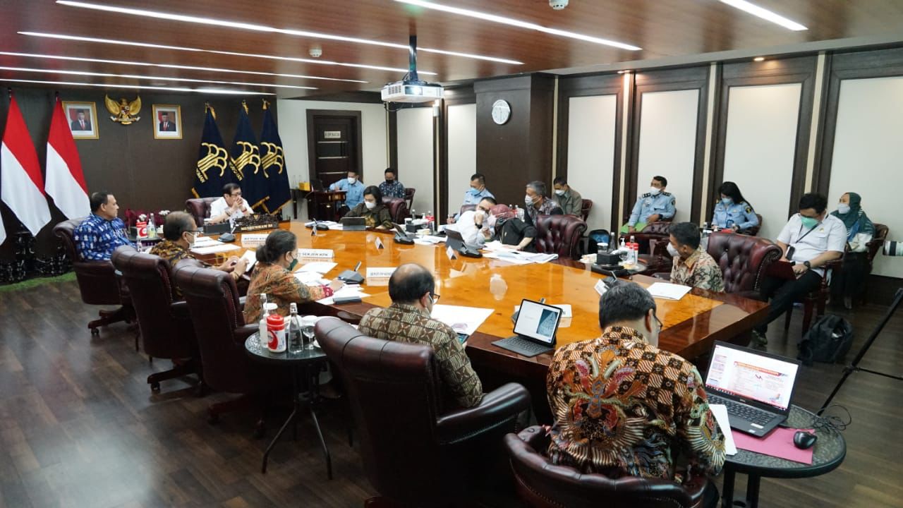 20220927 Rapat Bersama Menkumham Menteri Keuangan dan Ketua KPK 6