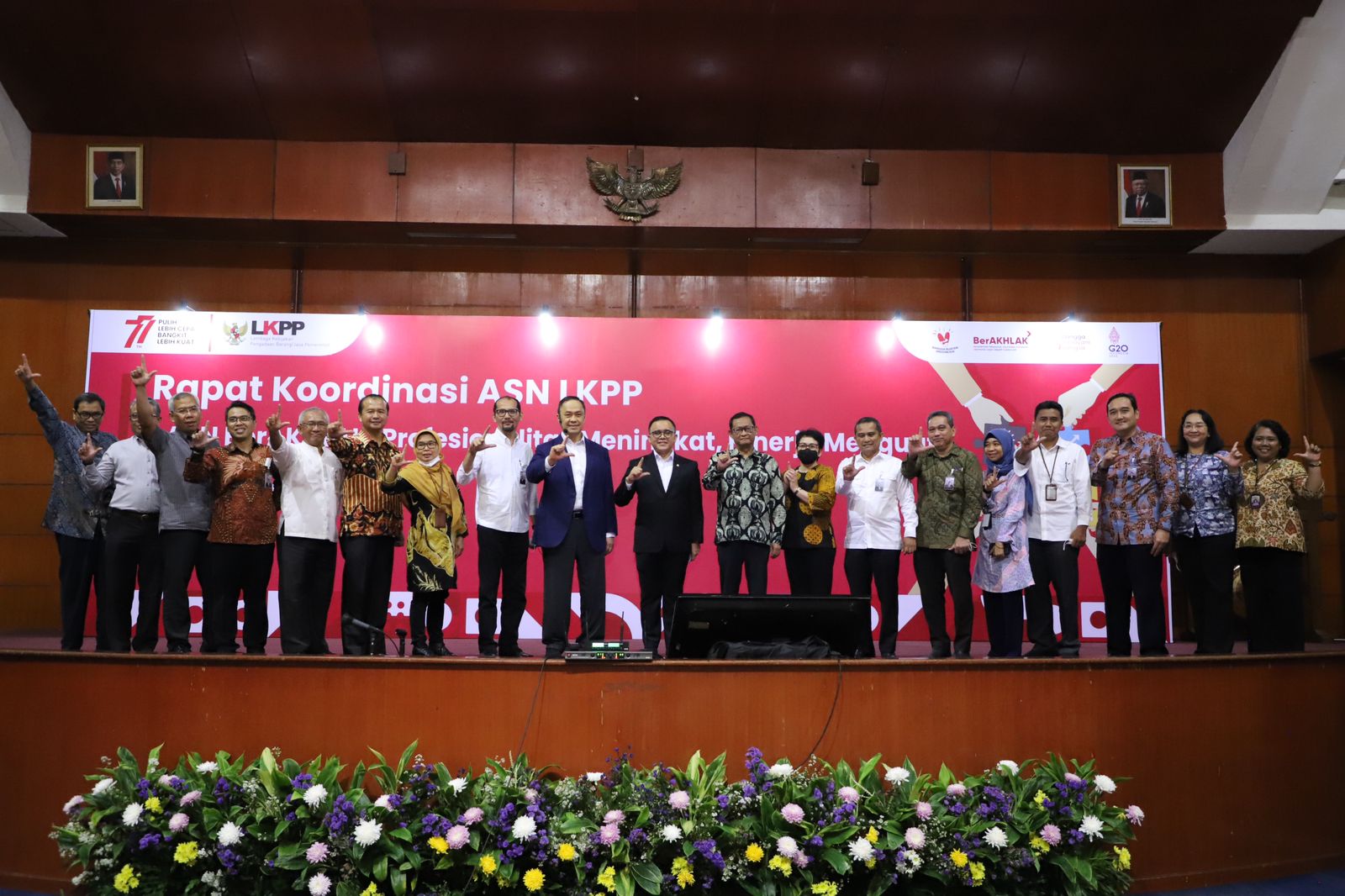 20221025 Penandatanganan Komitmen Core Values ASN BerAkhlak dan Employeer Branding Bangga Melayani Bangsa di LKPP 8