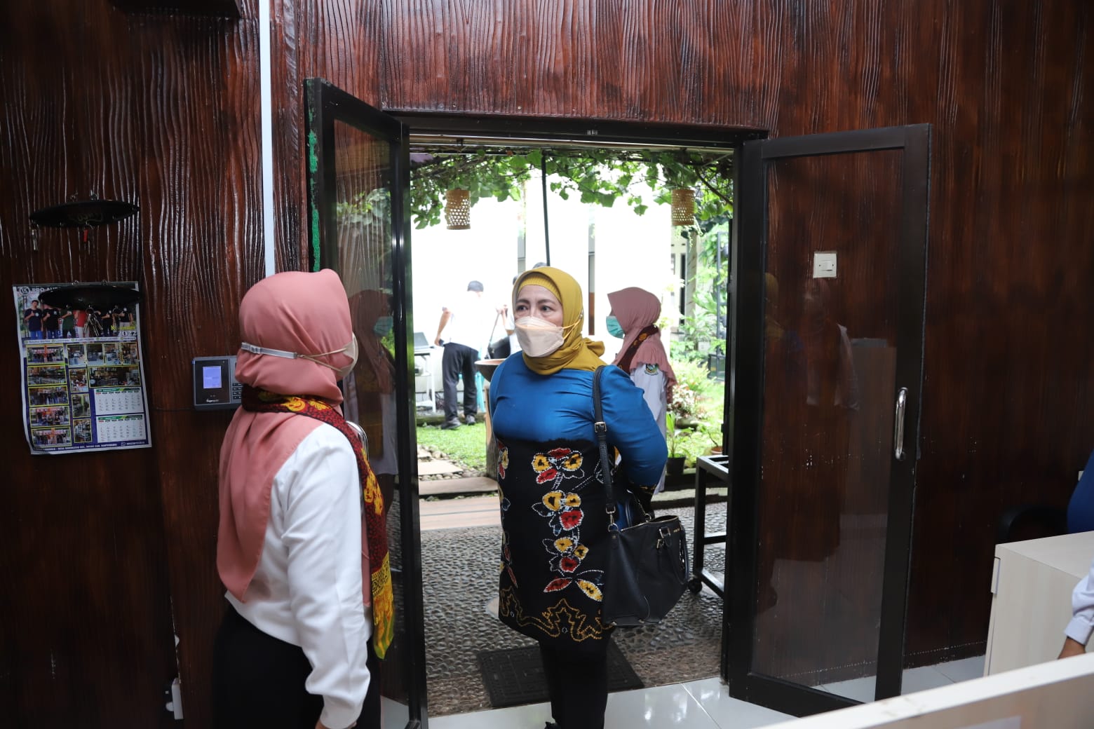 20221123 SESMEN DEP BALAKS KA LAN Meninjau Smart Kampung Desa Sukojati 8