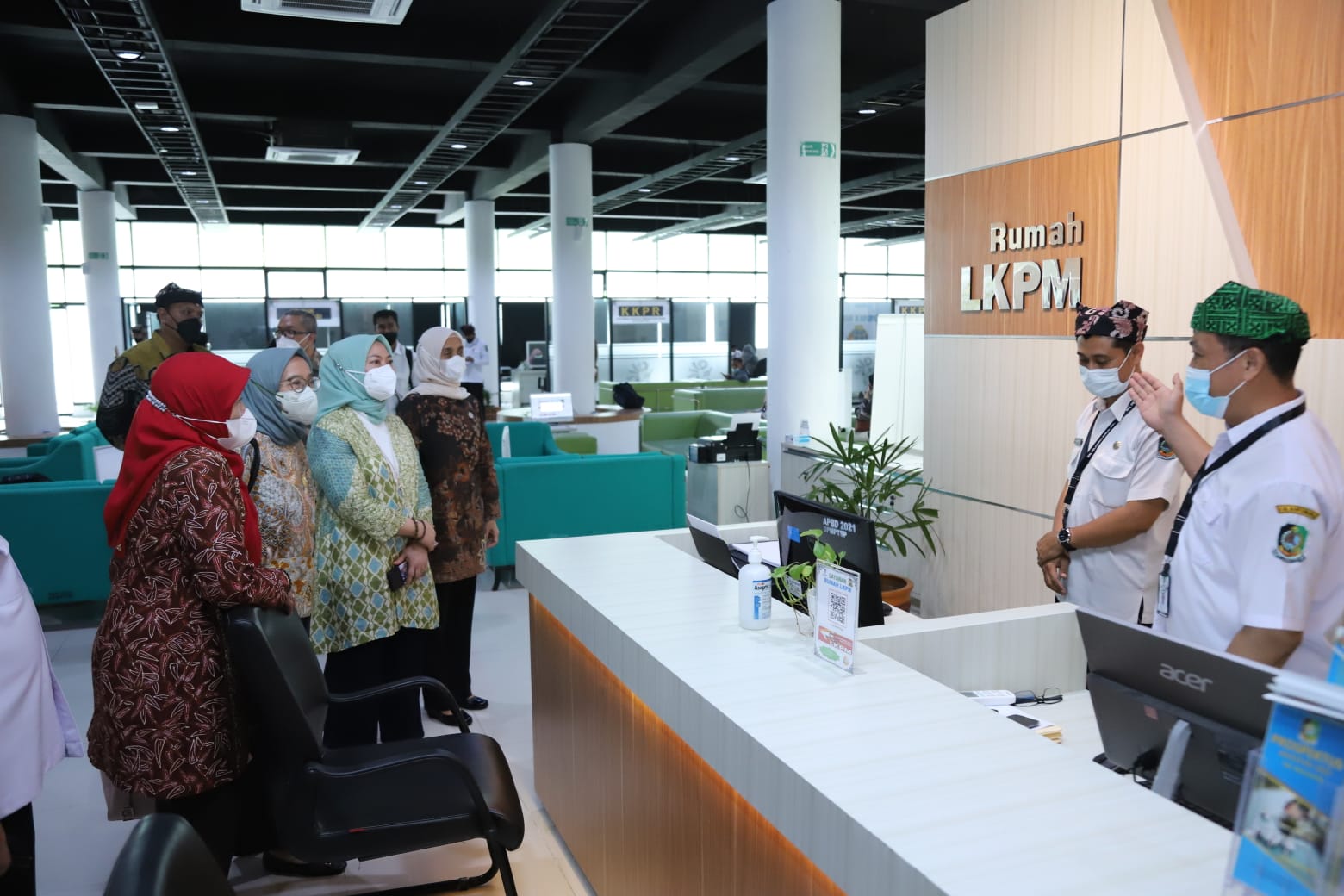 20221123 SESMEN DEP BALAKS Peninjauan Pelayanan Publik di MPP Kab. Banyuwangi 5