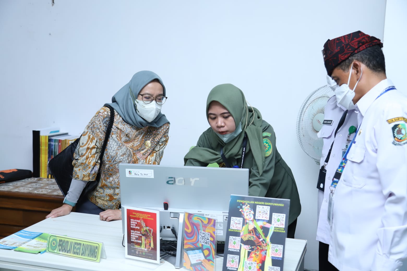 20221123 SESMEN DEP BALAKS Peninjauan Pelayanan Publik di MPP Kab. Banyuwangi 5