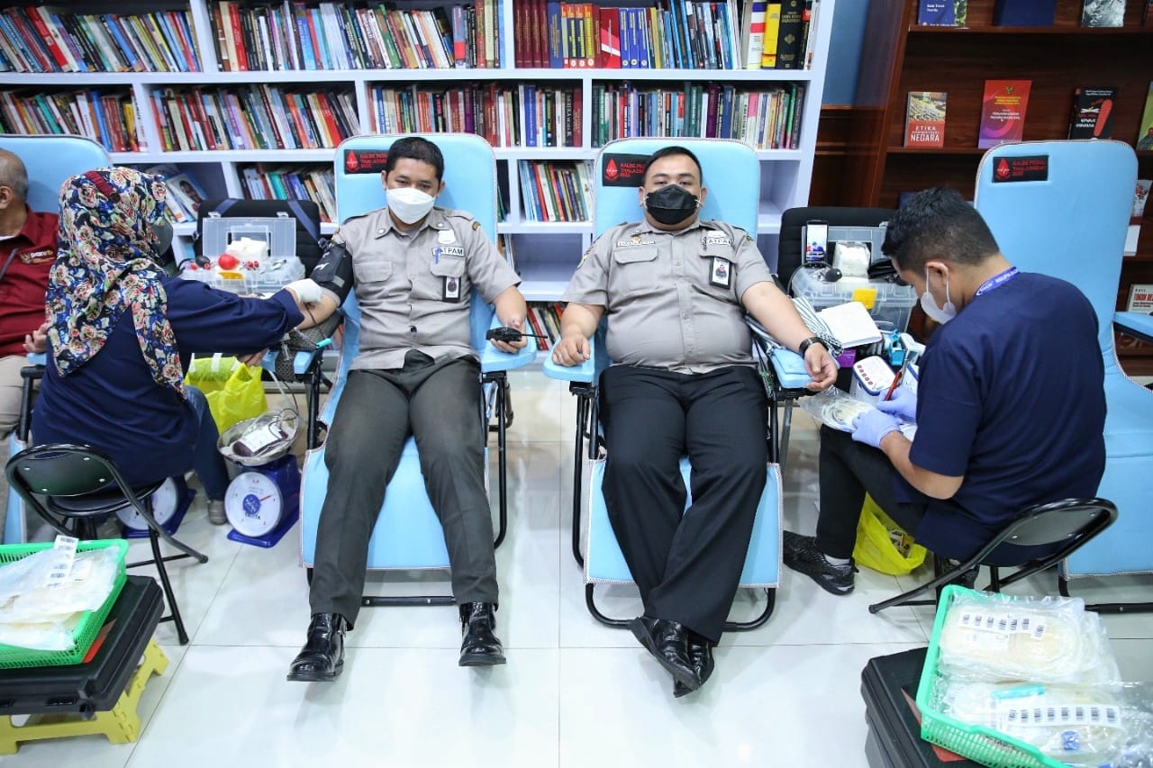 20221130 Bakti Sosial dan Donor Darah DWP Kementerian PANRB 10