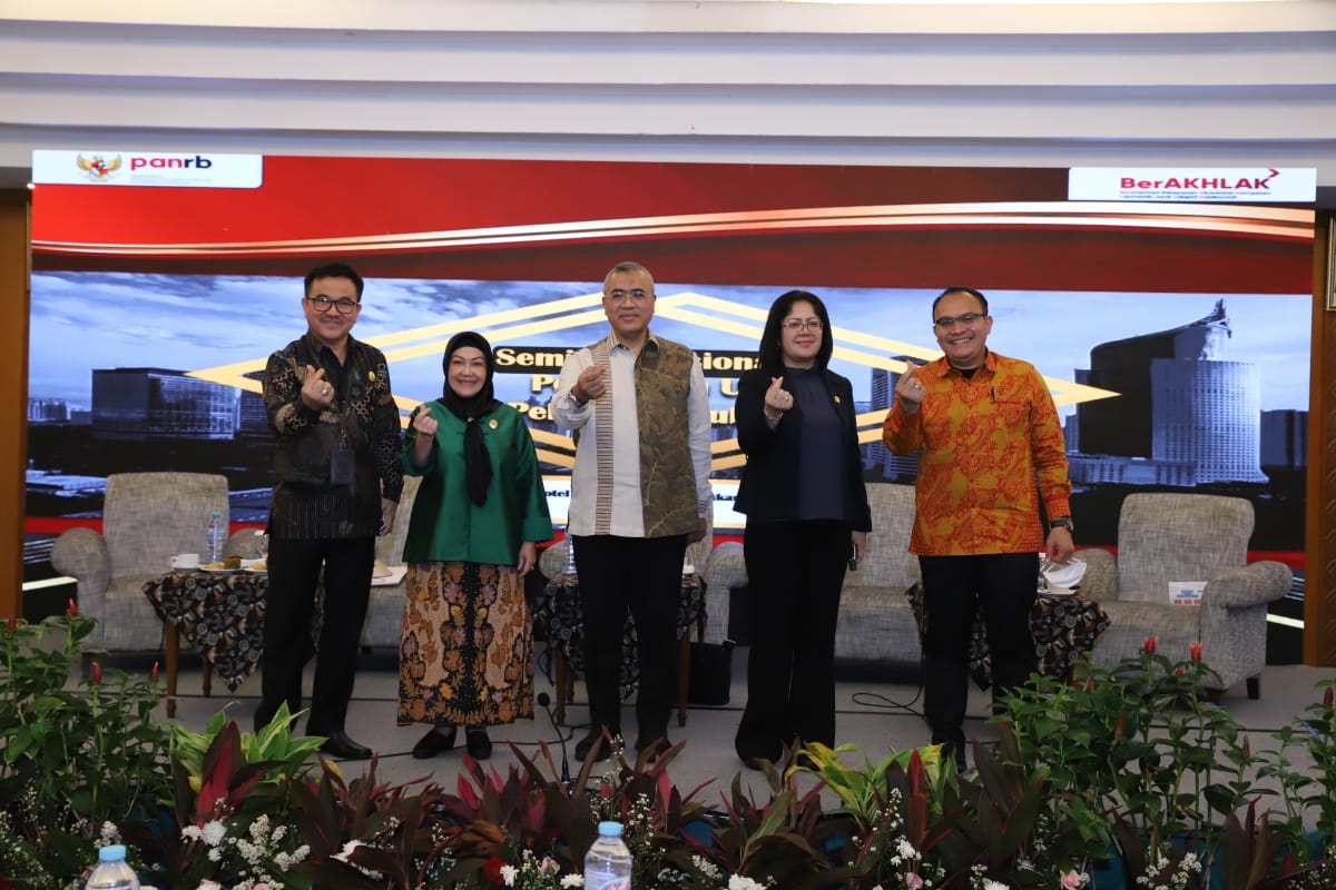 20221209 DEP YANLIK Seminar Nasional Perubahan UU Pelayanan Publik 12