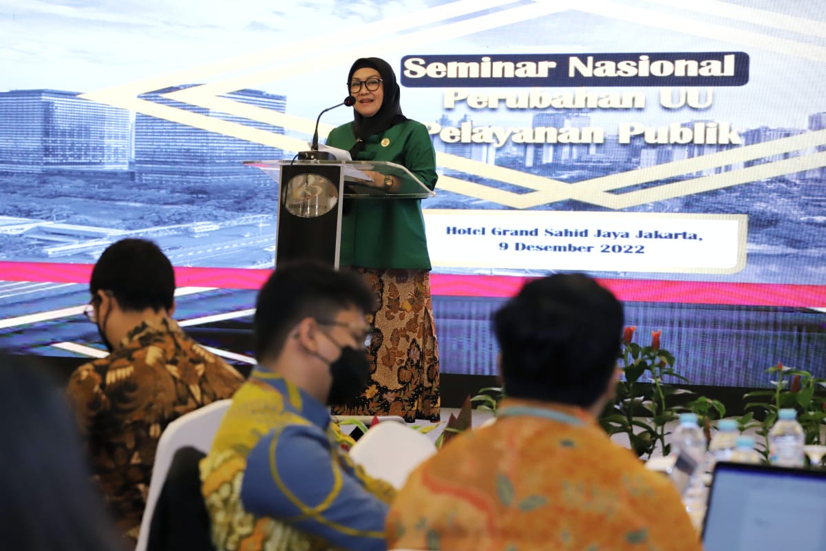 20221209 DEP YANLIK Seminar Nasional Perubahan UU Pelayanan Publik 1