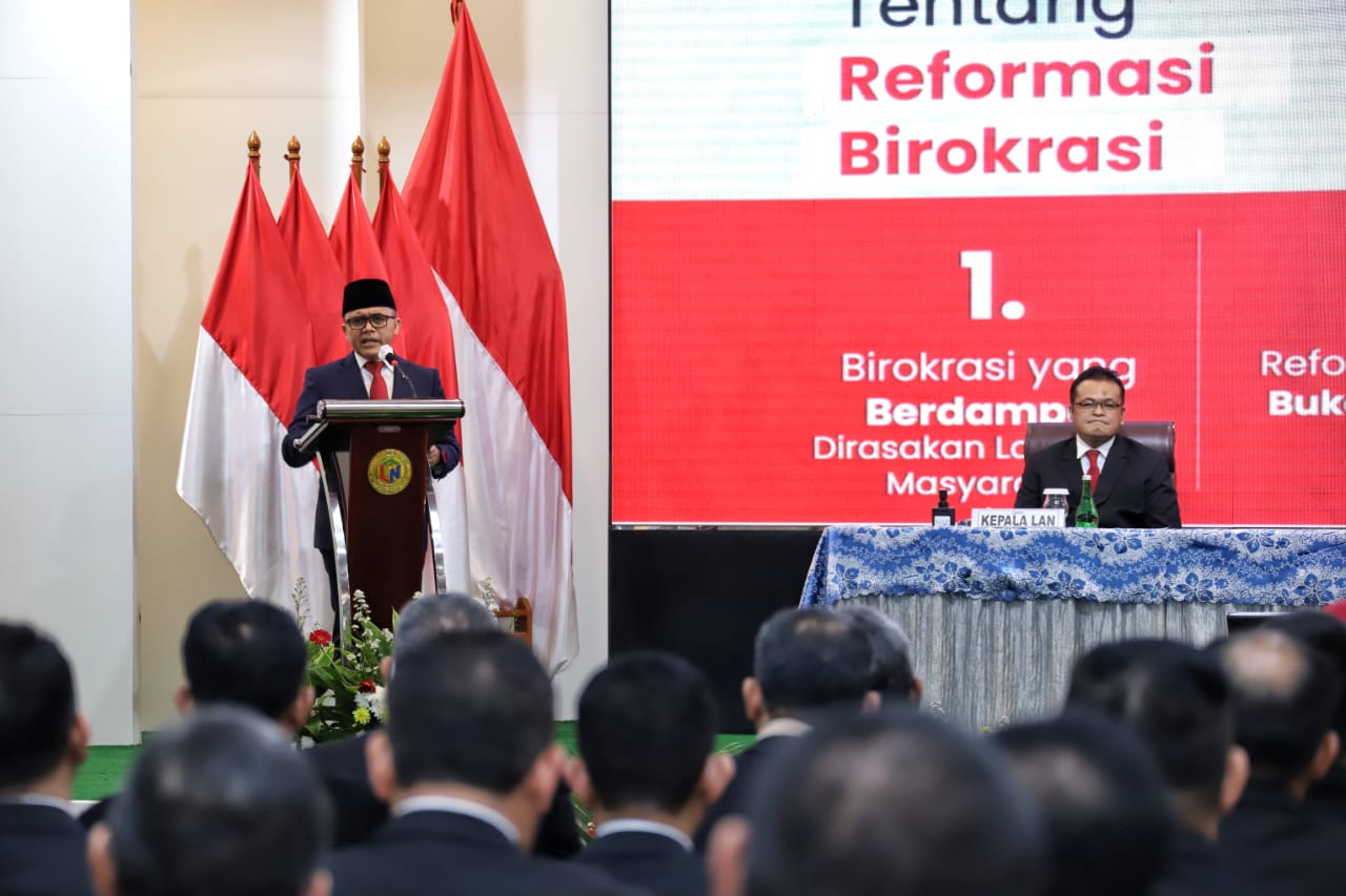 20221209 MENTERI LAN Pelepasan Peserta PKN Tingkat I Angkatan LV Tahun 2022 8