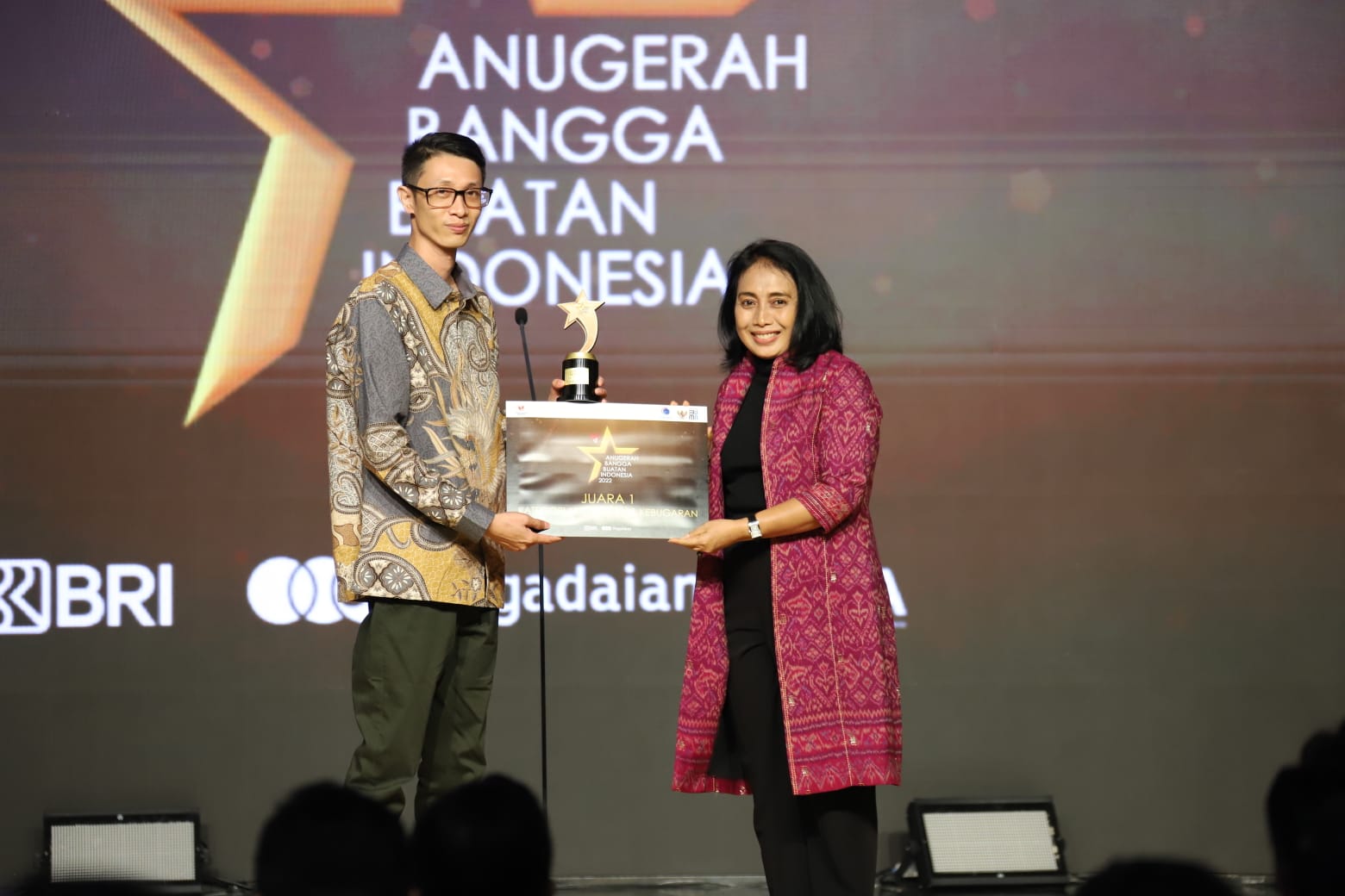 20221213 MENTERI Anugerah Bangga Buatan Indonesia 1