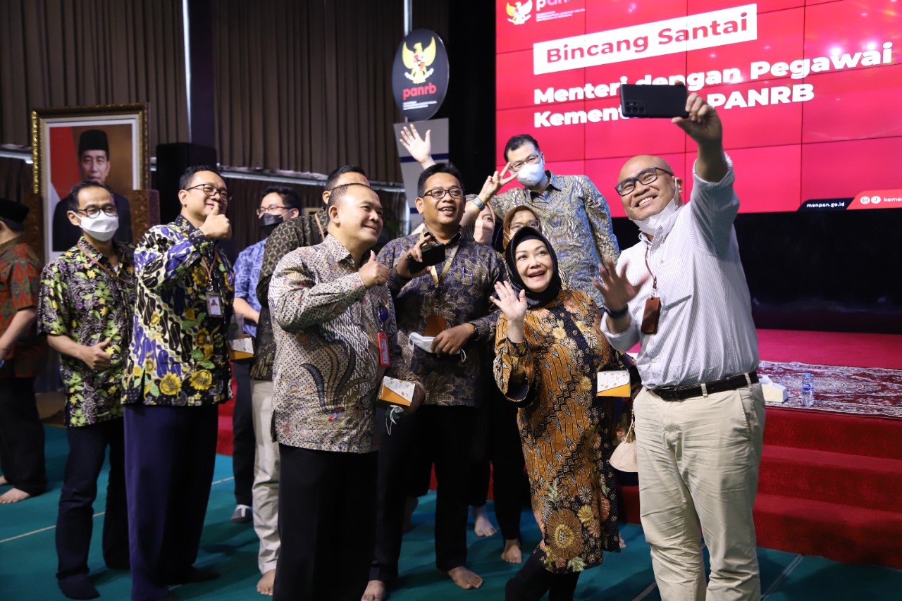 20221223 Bincang Santai Menteri dengan Pegawai Kementerian PANRB 19