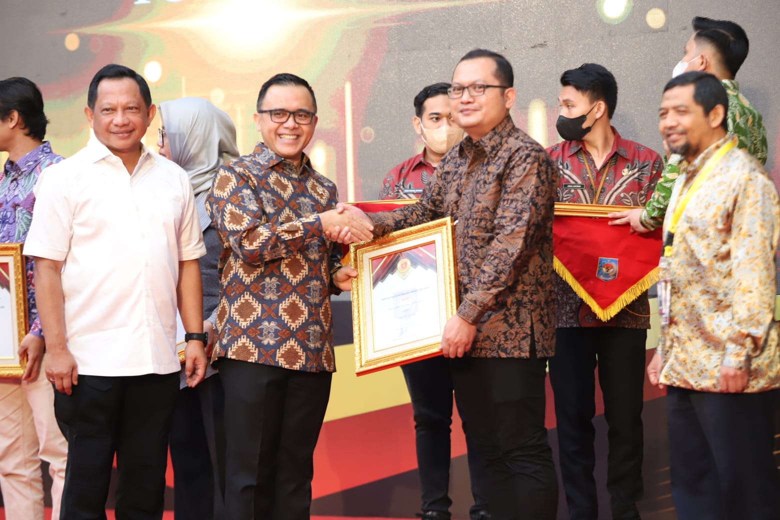 20221223 MENTERI DEP YANLIK IGA Awaed 2022 20