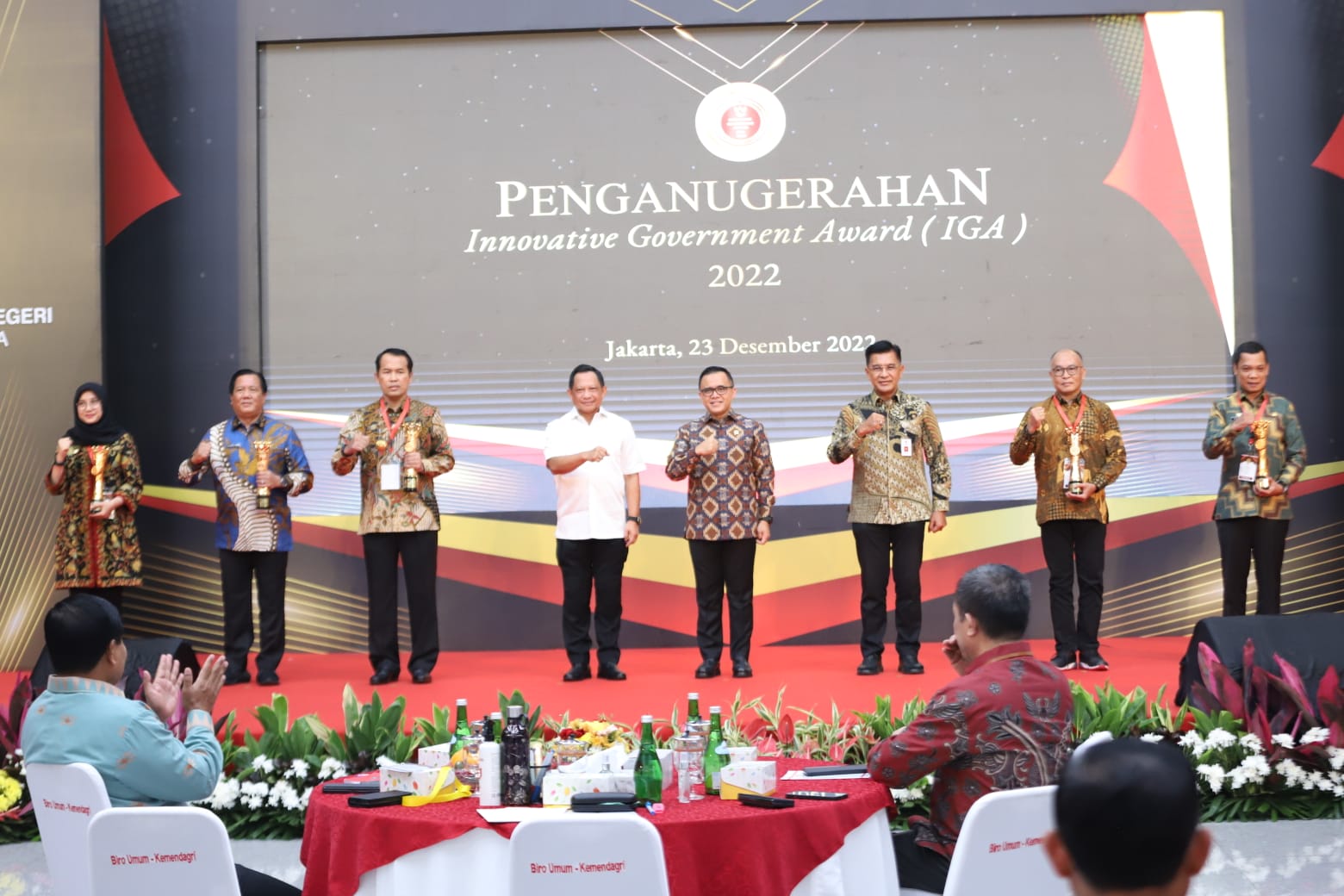 20221223 MENTERI DEP YANLIK IGA Awaed 2022 20