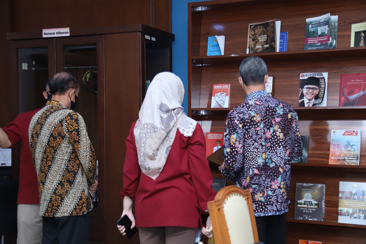 20221228 Visitasi Akreditasi Perpustakaan ke Perpustakaan Kementerian PANRB 10