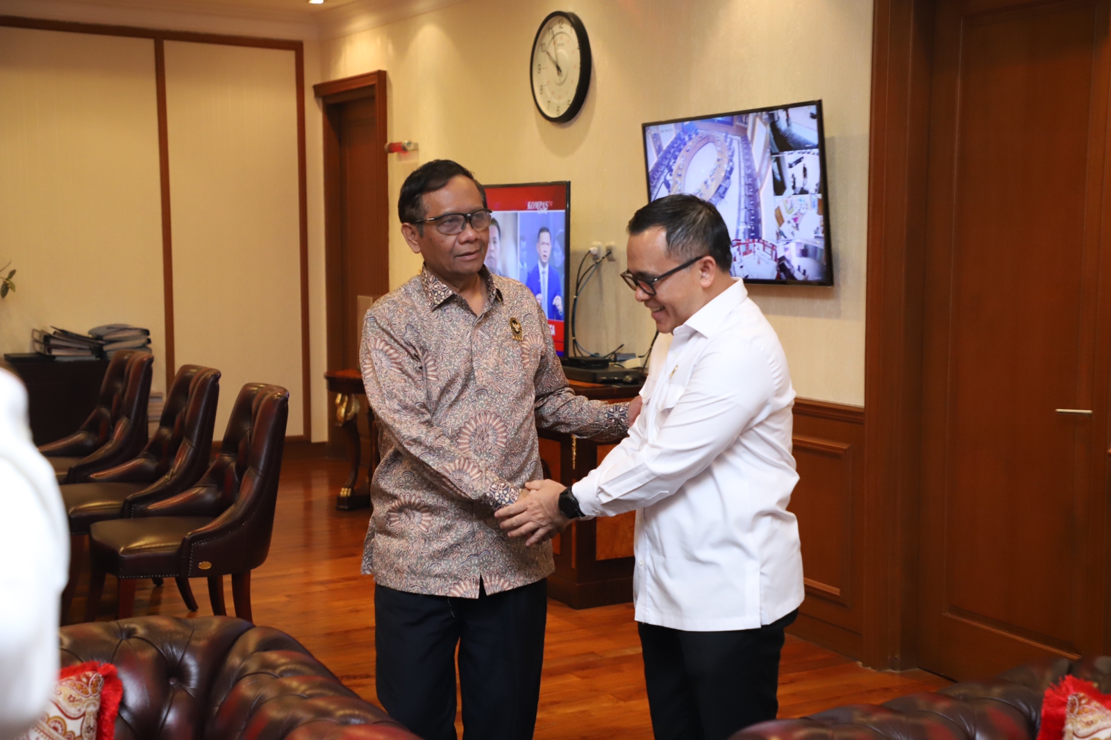 20230104 MENTERI Bertemu Menkopolhukam 5
