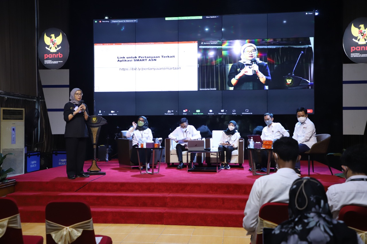 20230110 SESMEN Sosialisasi Pilot Project Aplikasi SmartASN SuperApps 10
