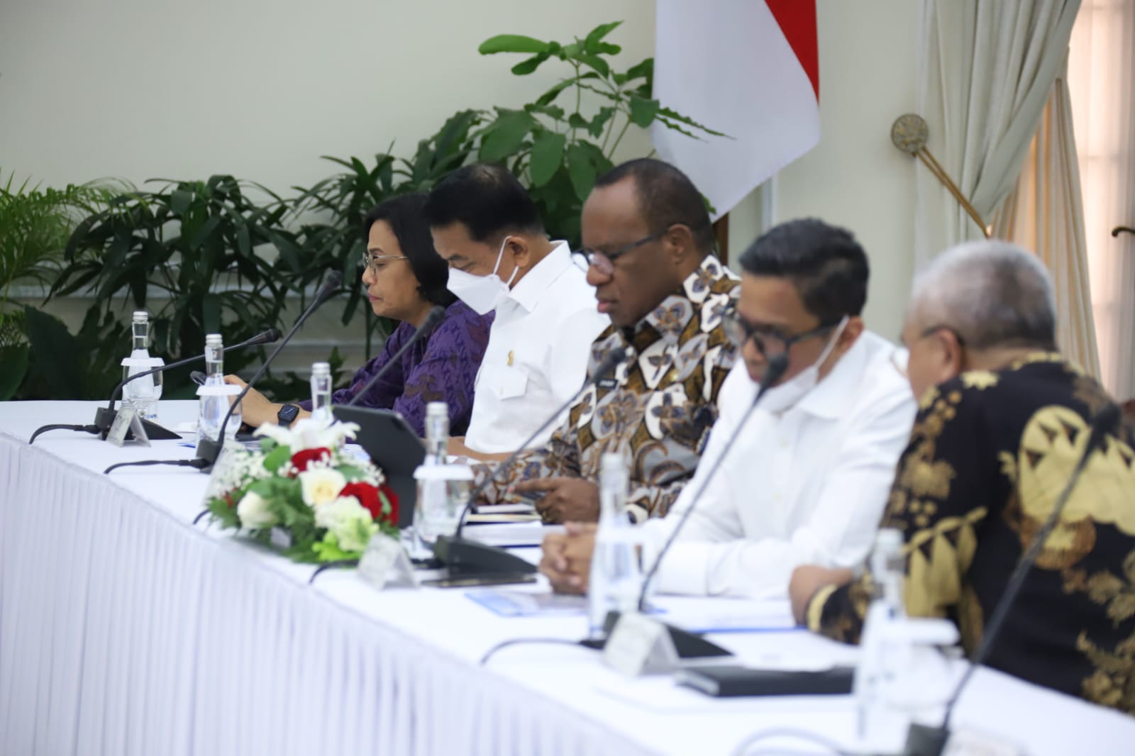 20230112 MENTERI Rapat KPRBN 18