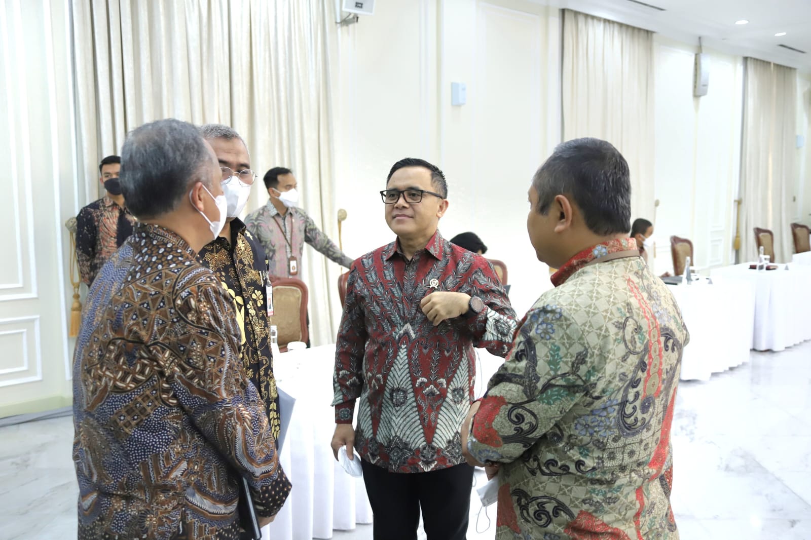 20230112 MENTERI Rapat KPRBN 18