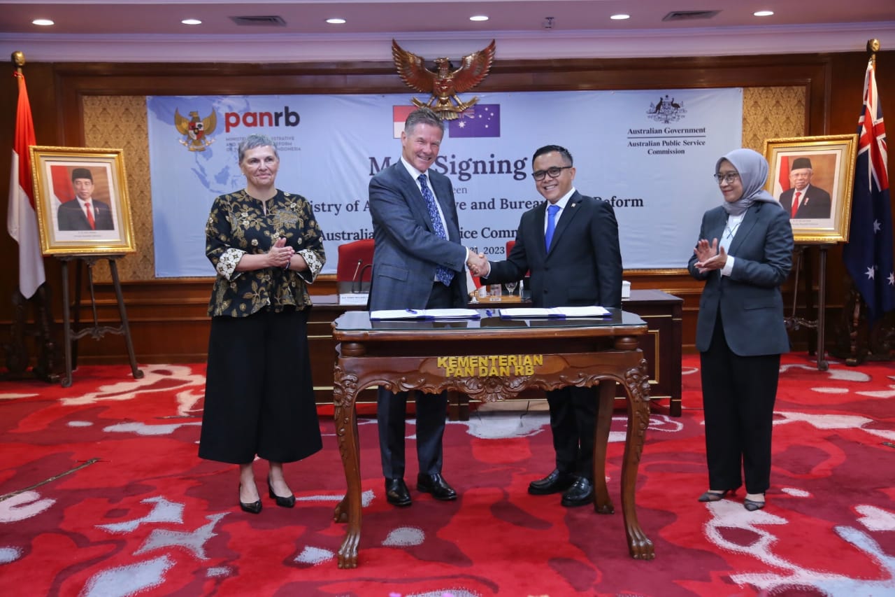 20230131 MENTERI SESMEN ESELON I Penandatanganan MoU Kementerian PANRB dengan APSC 26
