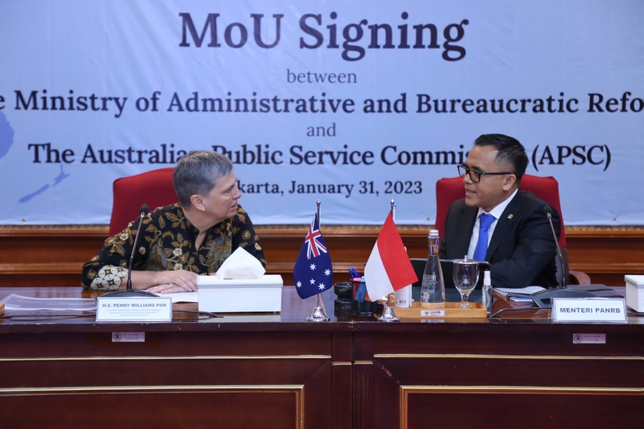 20230131 MENTERI SESMEN ESELON I Penandatanganan MoU Kementerian PANRB dengan APSC 26