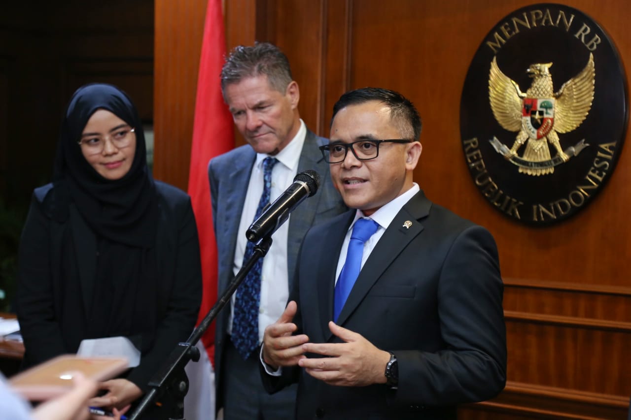 20230131 MENTERI SESMEN ESELON I Penandatanganan MoU Kementerian PANRB dengan APSC 26