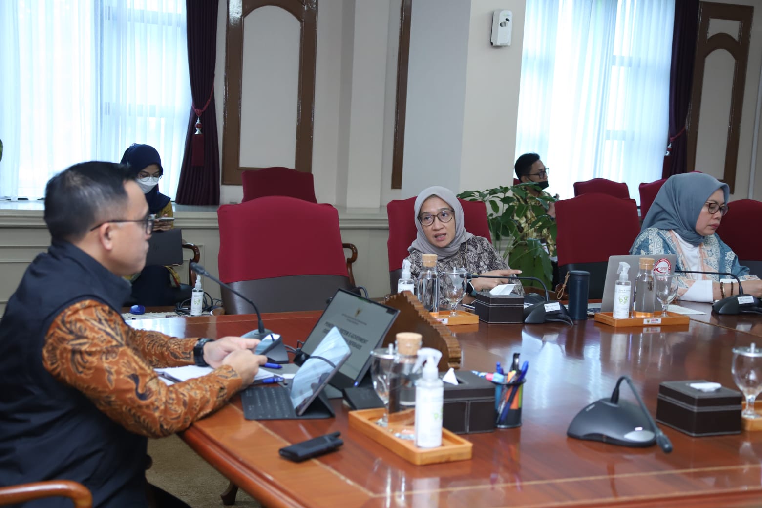 20230209 MENTERI MARVES Rapat SPBE 9