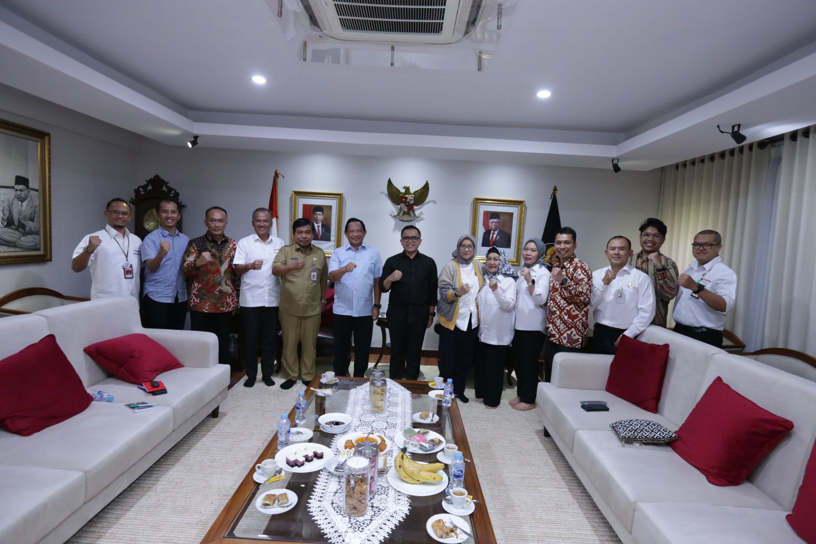 20230227 Pertemuan dengan Menteri Dalam Negeri 1